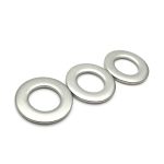 Stainless steel DIN 125 flat washers for secure mechanical fastening.