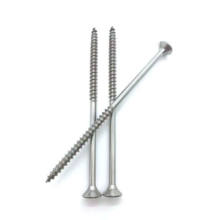 High-quality countersunk flat Torx head chipboard screw for woodworking and furniture assembly.